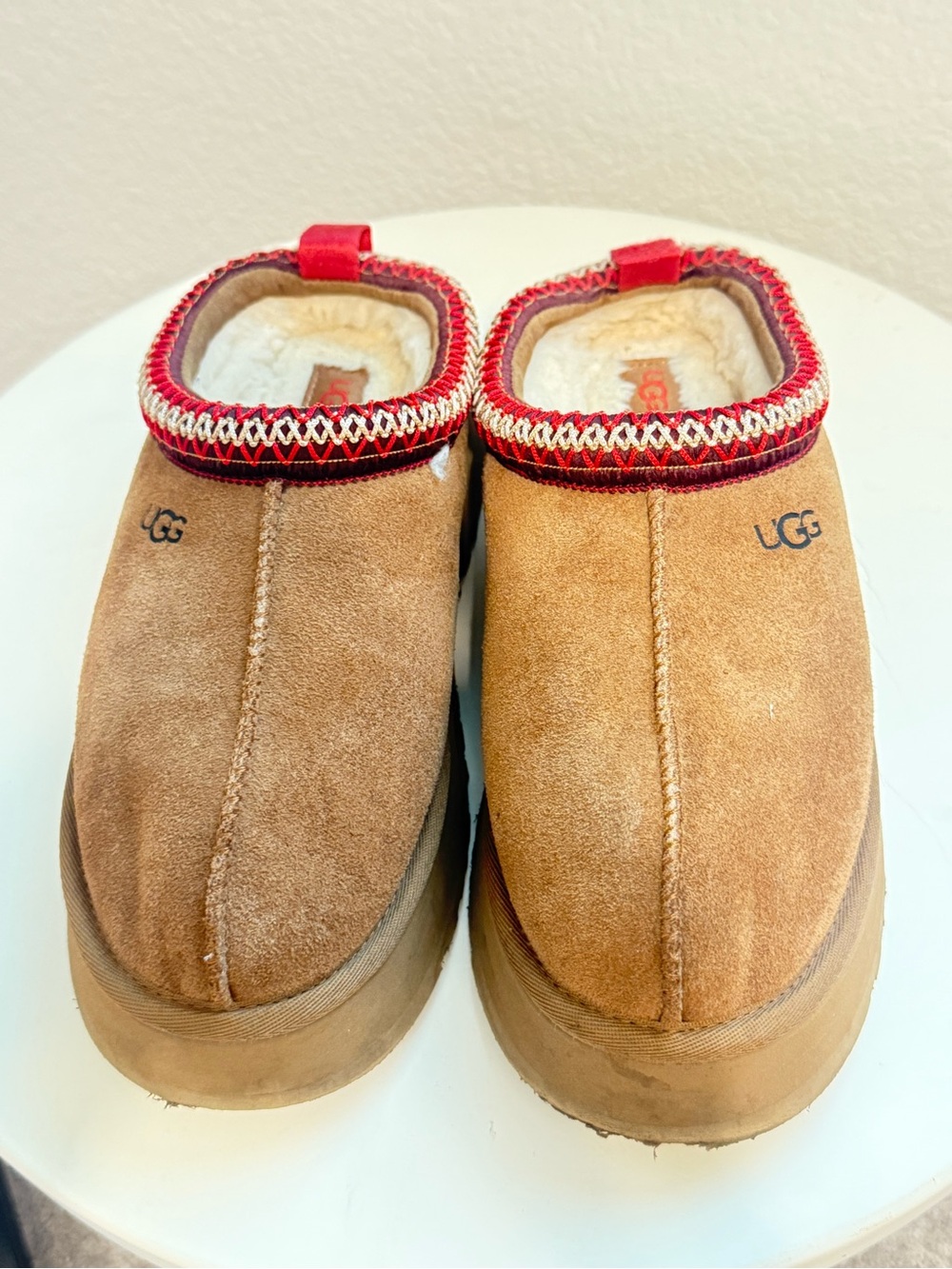 UGG Tazz 2 Chestnut Suede Shearling slipper with Red Trim